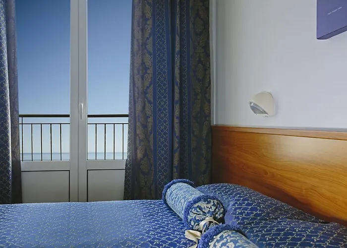 Paradiso 酒店 西尼加利亚