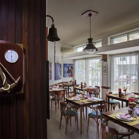 Paradiso ホテル セニガッリア