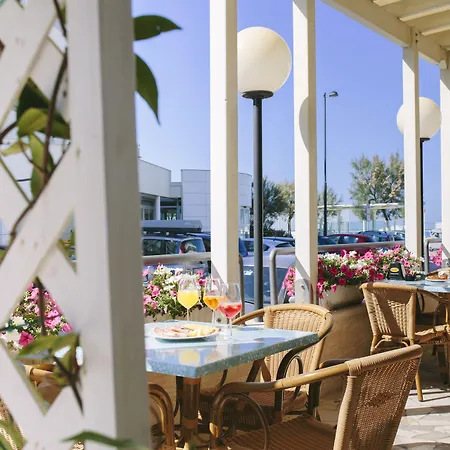 Paradiso ホテル 3*