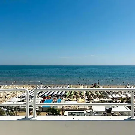 فندق Paradiso