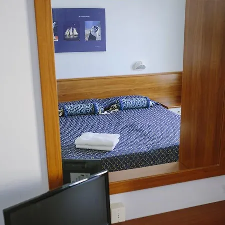 Отель Paradiso 3*